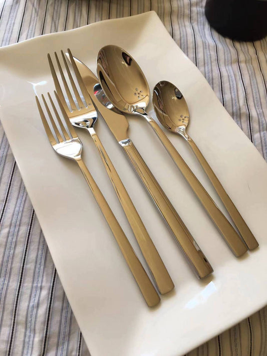 20 Piece Stainless Steel Flatware Set  [PICK UP IN MONTREAL]